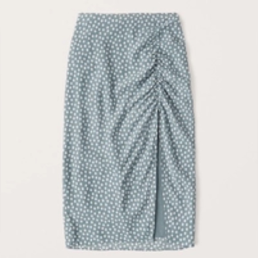 Abercrombie & Fitch Blue and White Polka Dot Cinched Midi Skirt. Size Small.